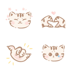 Cute tabby cat1