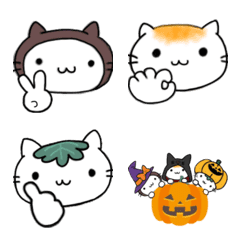 [LINE絵文字] 3もちねこ 秋冬バージョンの画像